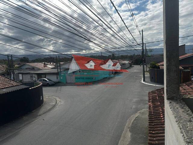 Venda em Travessão - Caraguatatuba