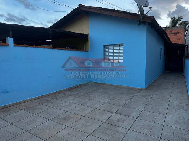 #539 - Casa para Venda em Caraguatatuba - SP