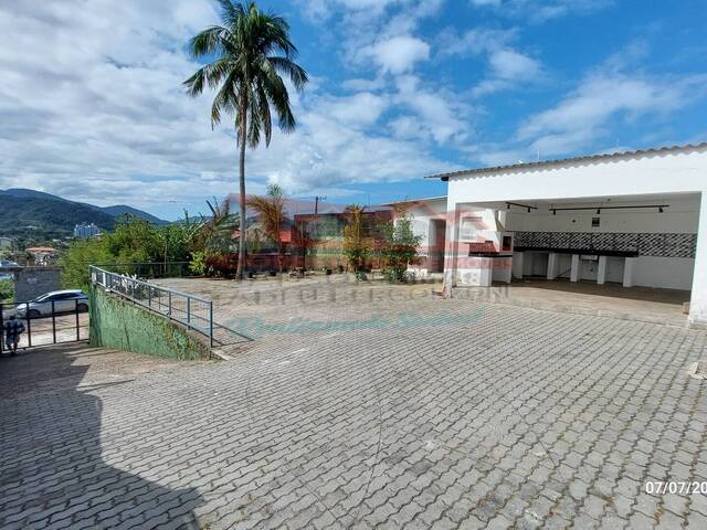 #CA00288 - Sobrado para Venda em Caraguatatuba - SP