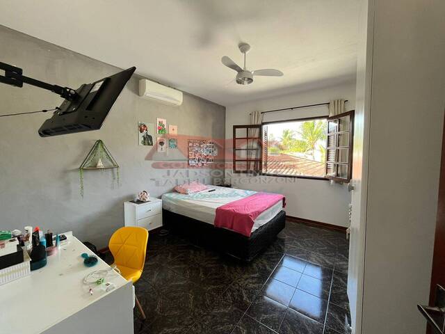 #548 - Casa para Venda em São Sebastião - SP
