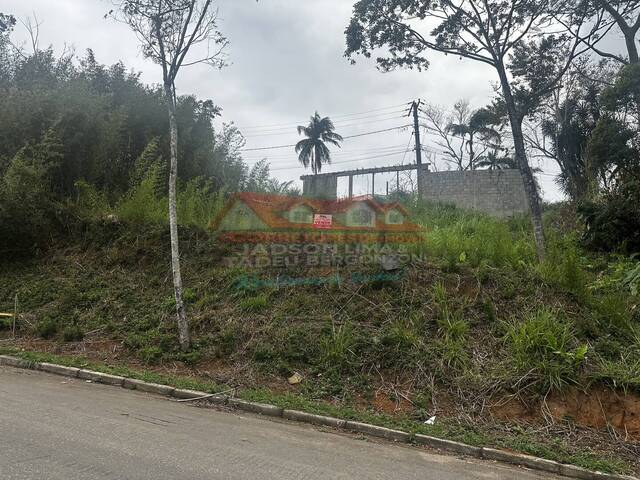 Venda em Massaguaçu - Caraguatatuba