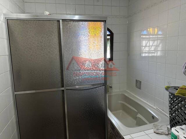 Casa para Venda em Caraguatatuba - 4