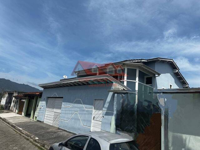 #558 - Casa para Venda em Caraguatatuba - SP