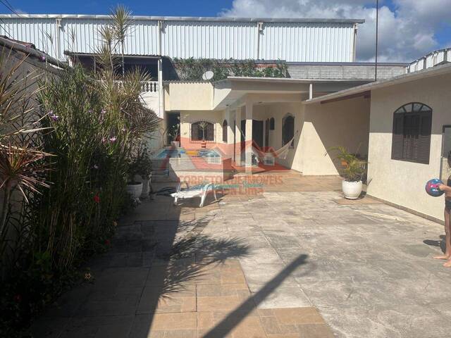 #575 - Casa para Venda em Caraguatatuba - SP