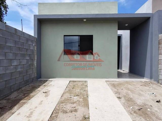 #566 - Casa para Venda em Caraguatatuba - SP
