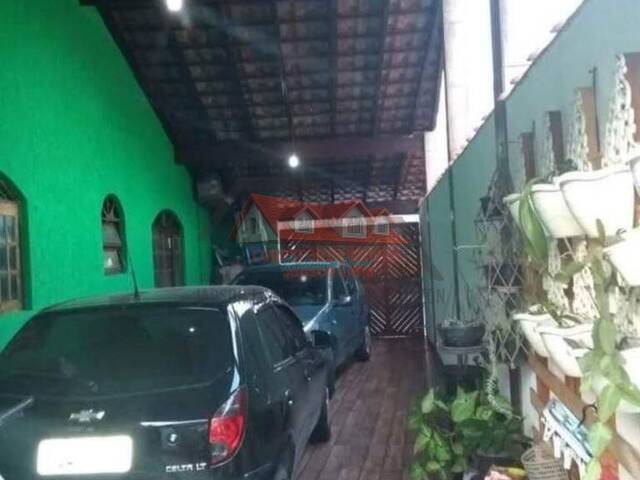 Sobrado para Venda em Caraguatatuba - 5