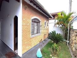 #CA00215 - Casa para Venda em Caraguatatuba - SP