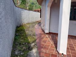 #CA00252 - Casa para Locação em Caraguatatuba - SP