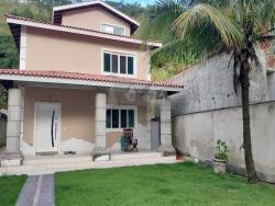 #CA00253 - Sobrado para Venda em São Sebastião - SP