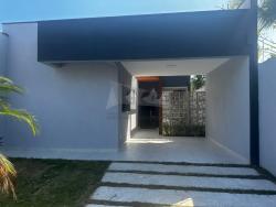 #CA00320 - Casa para Venda em Caraguatatuba - SP